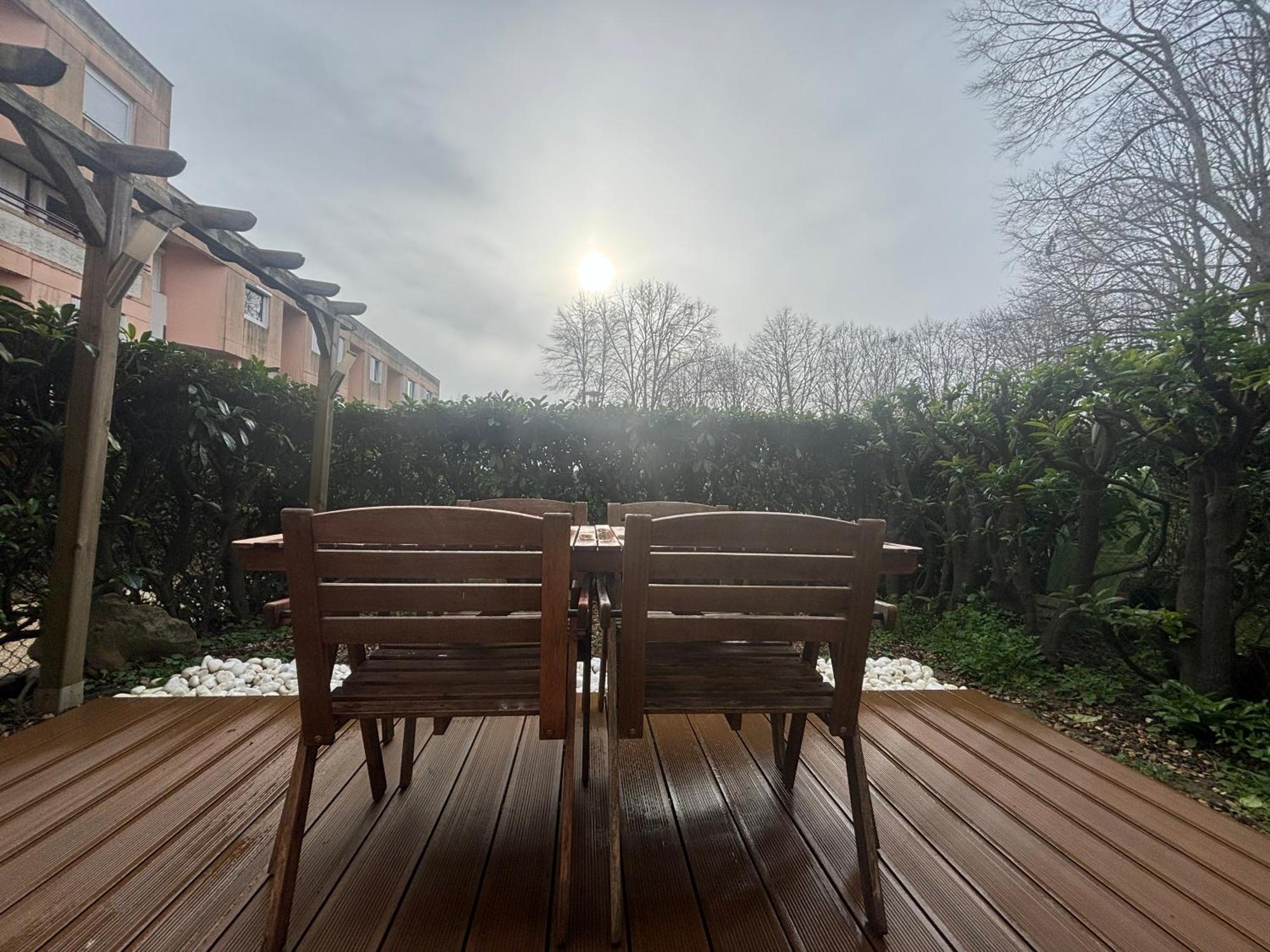 F2 Avec Terrasse, Parking Gratuit Apartment Guyancourt
